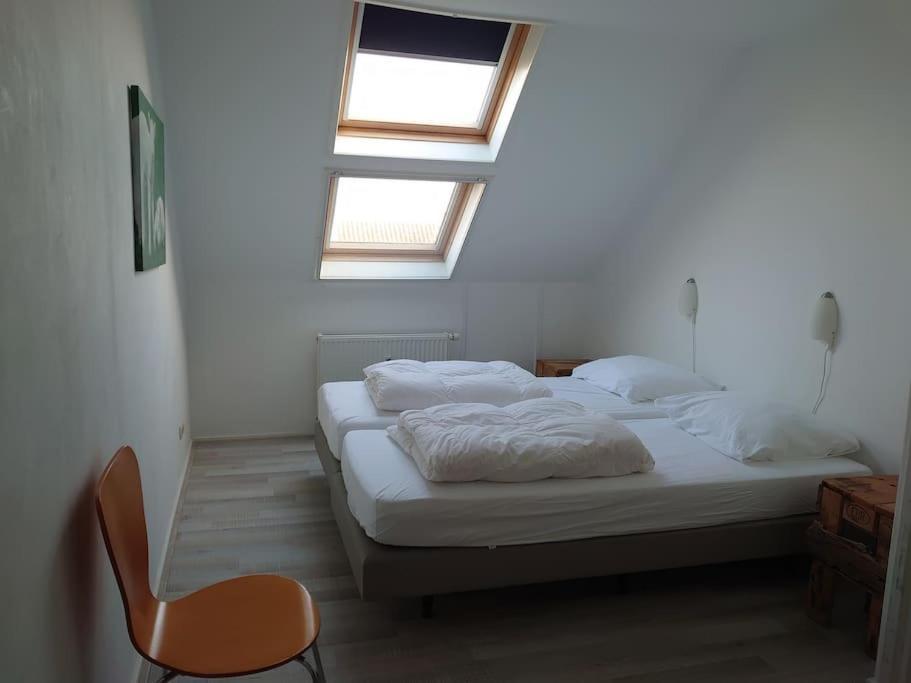 De Oostkamer; Eiland Appartement Naast Natuurgebied Boschplaat 奥斯特仁德 外观 照片